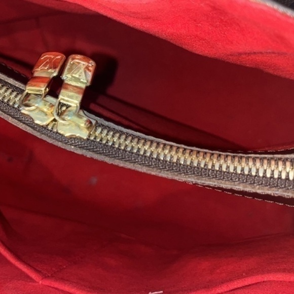 - LOUIS VUITTON
Damier Ebene Sistina GM Authentic Bag - Picture 11 of 15